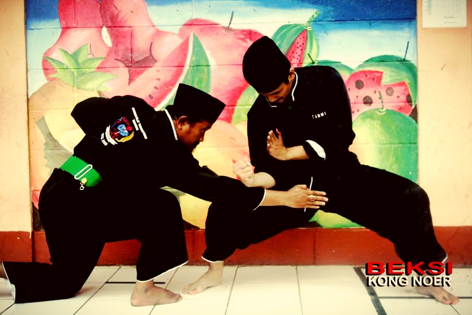PENCAK SILAT BEKSI KONG NUR (TRADITIONAL BETAWINESE MARTIAL ARTS)